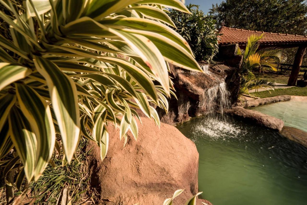 Casa De Campo Com Piscina Cascata Artificial Sao Lourenco  Exterior foto