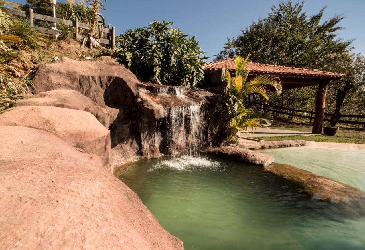 Casa De Campo Com Piscina Cascata Artificial Sao Lourenco  Exterior foto